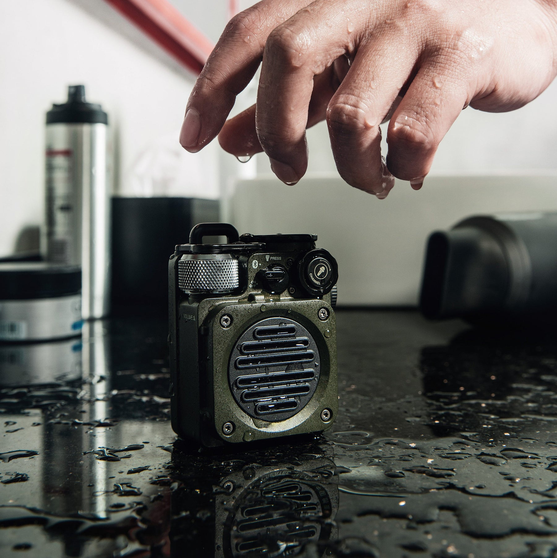 <p><strong><b>Waterproof Speakers: The Ultimate Solution for Outdoor Entertainment</b></strong></p> <p> </p>